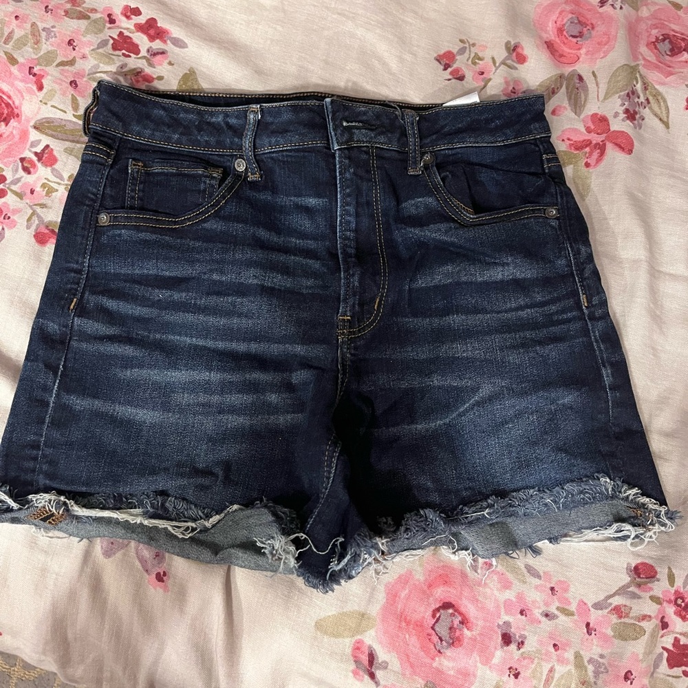 American Eagle Super High Rise Shortie